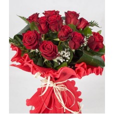 Italian bouquet 12 imported medium roses